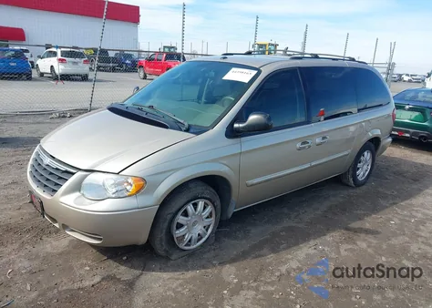 2006 Chrysler Town & Country Touring z USA, uszkodzony, nr VIN 2A4GP54L46R862190
